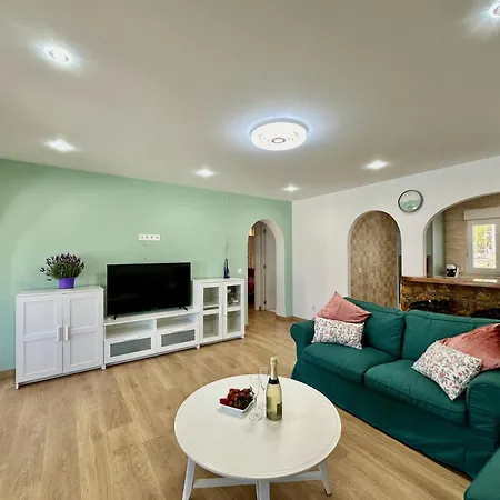 Aleksandra 卡尔佩