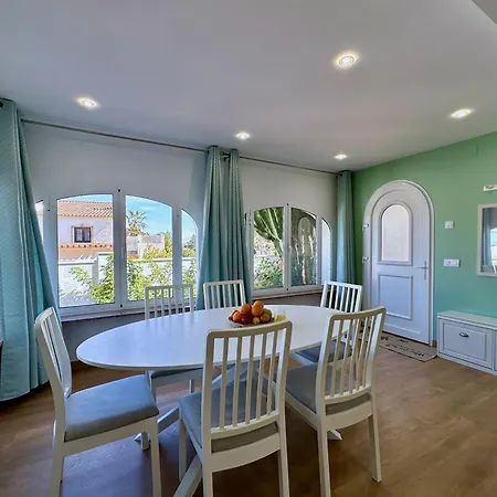 Aleksandra 卡尔佩